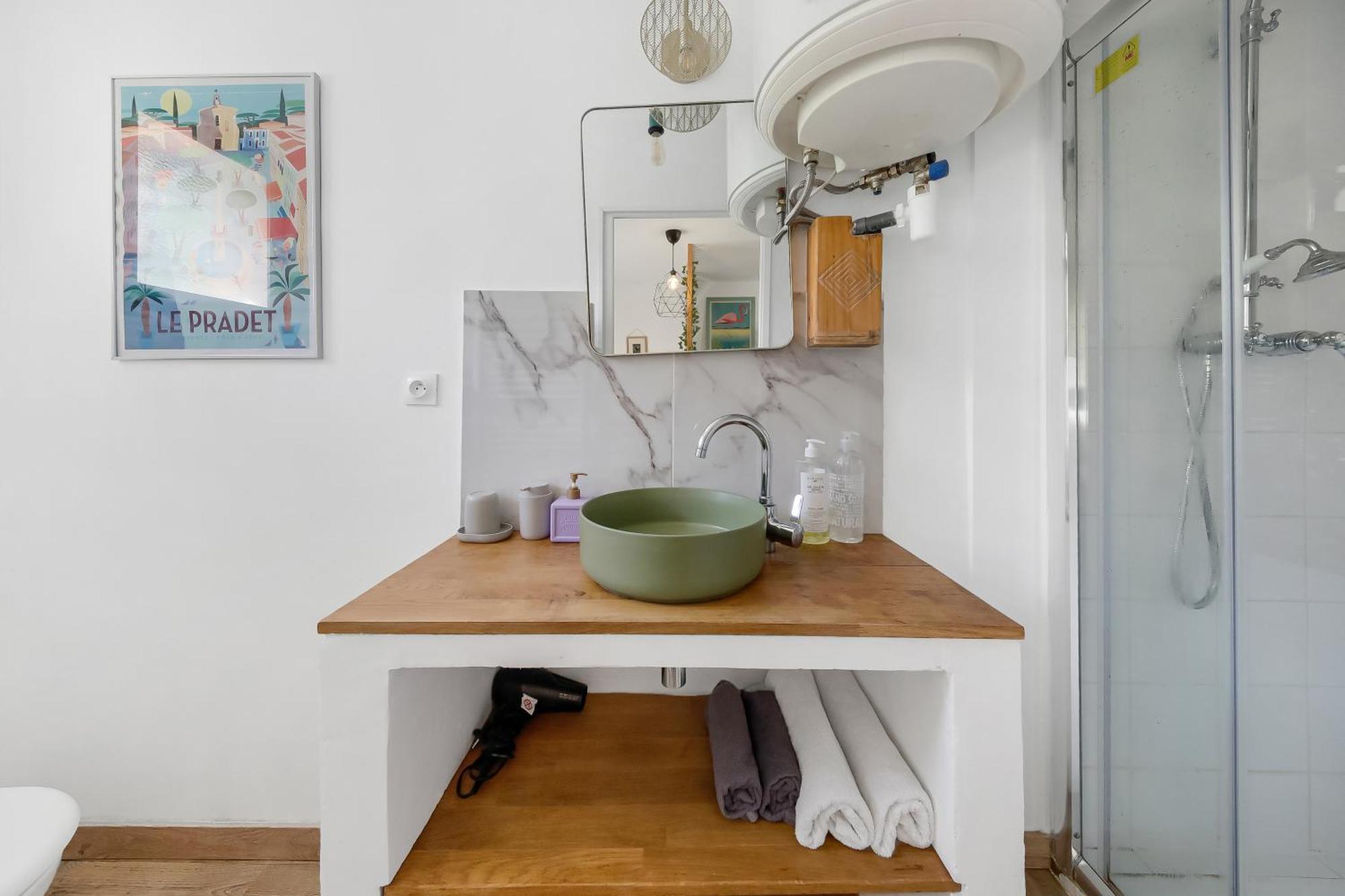 Jolie Maisonnette Paisible