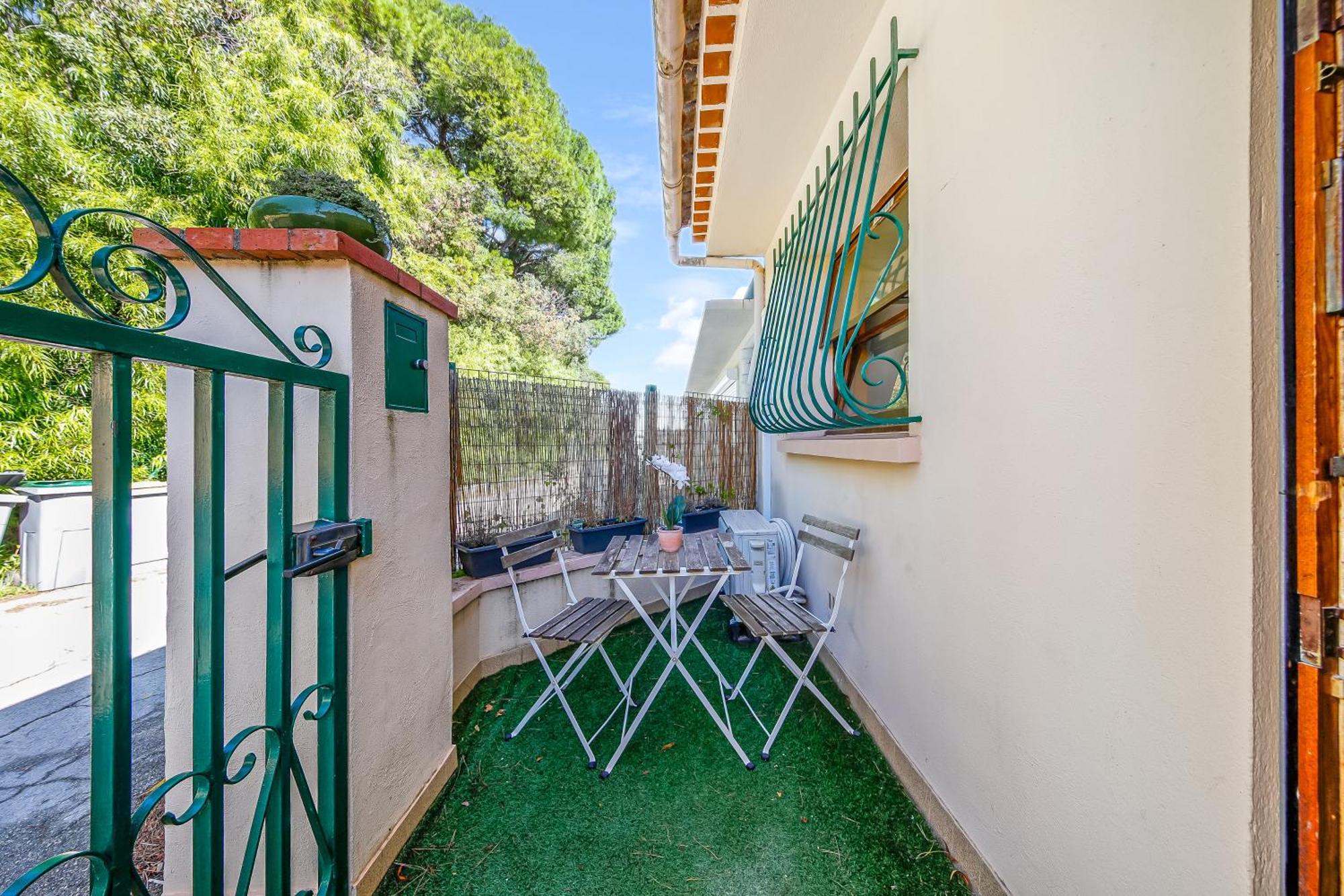 Apartment Jolie Maisonnette Paisible